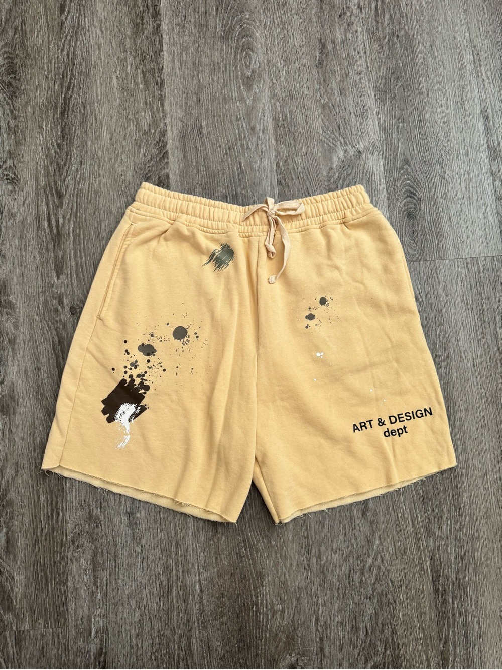 Nova Men Tan Paint-Detail Athletic Shorts